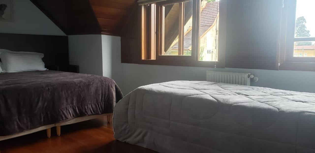 Cobertura Com 2 Ao Lado Da Rua Coberta Apartamento Gramado