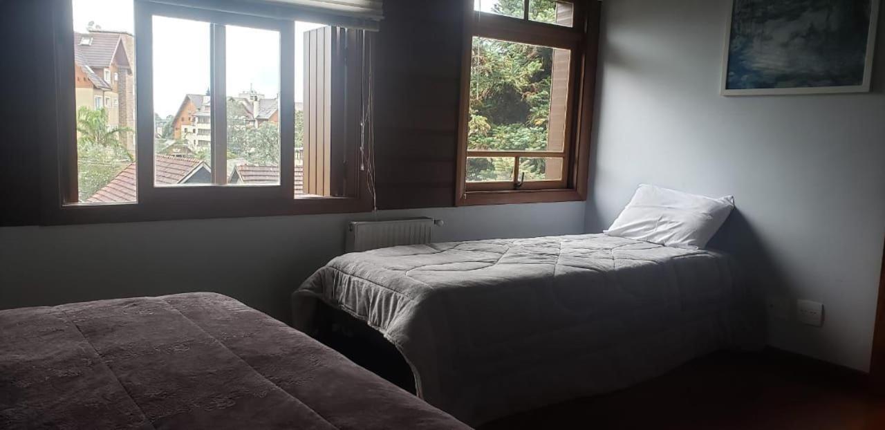 Apartamento Cobertura Com 2 Ao Lado Da Rua Coberta