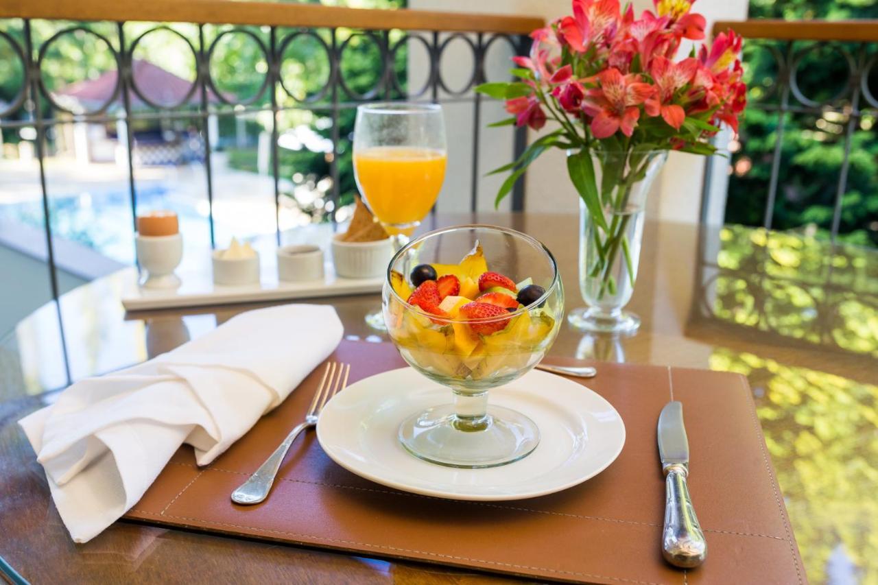 Kurotel Centro Contemporaneo De Saude E Bem Estar Hotel 5*