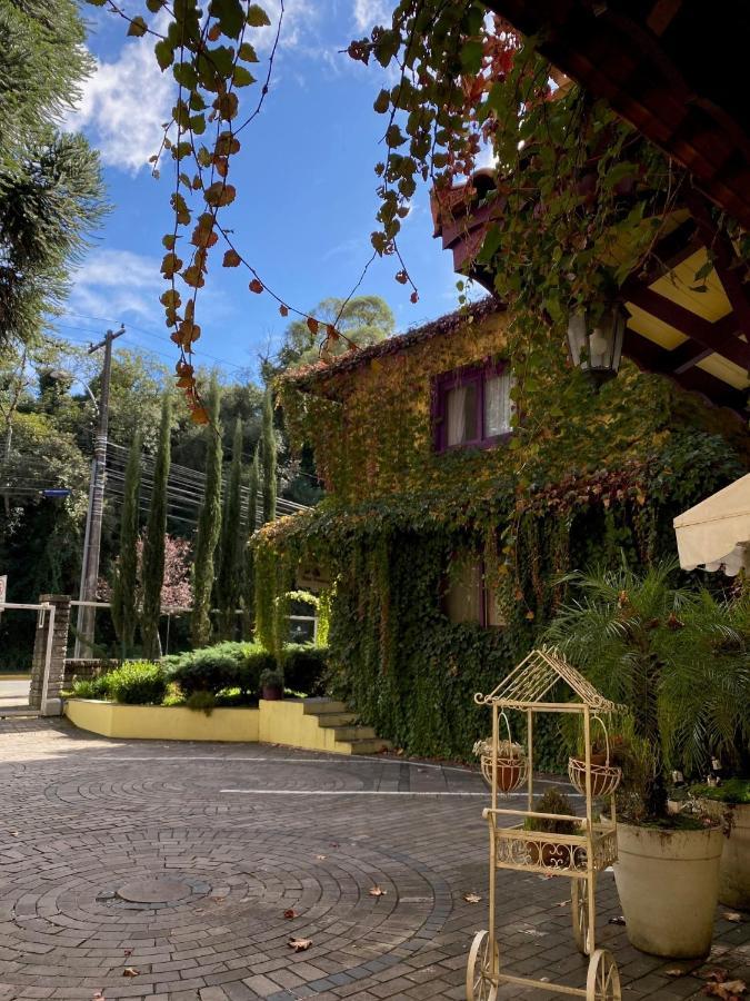 Petit Provence Hotel 3*