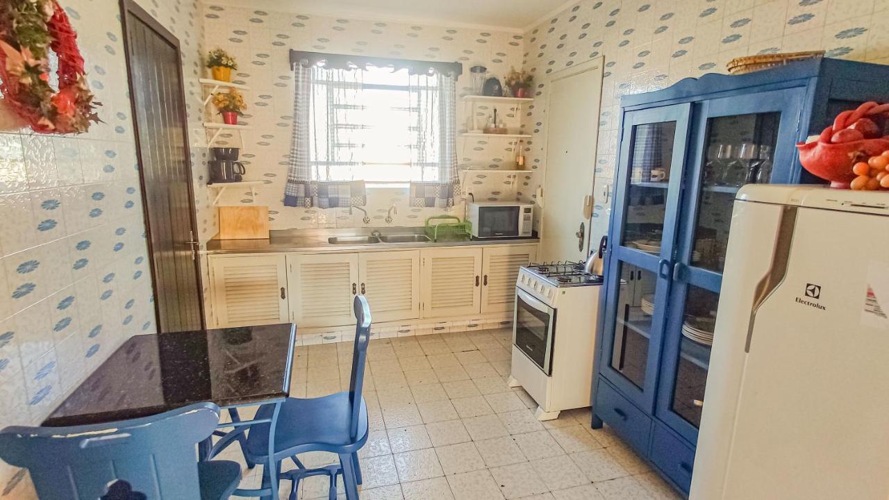 Apartamentos Vista da Rua Coberta Hotel *