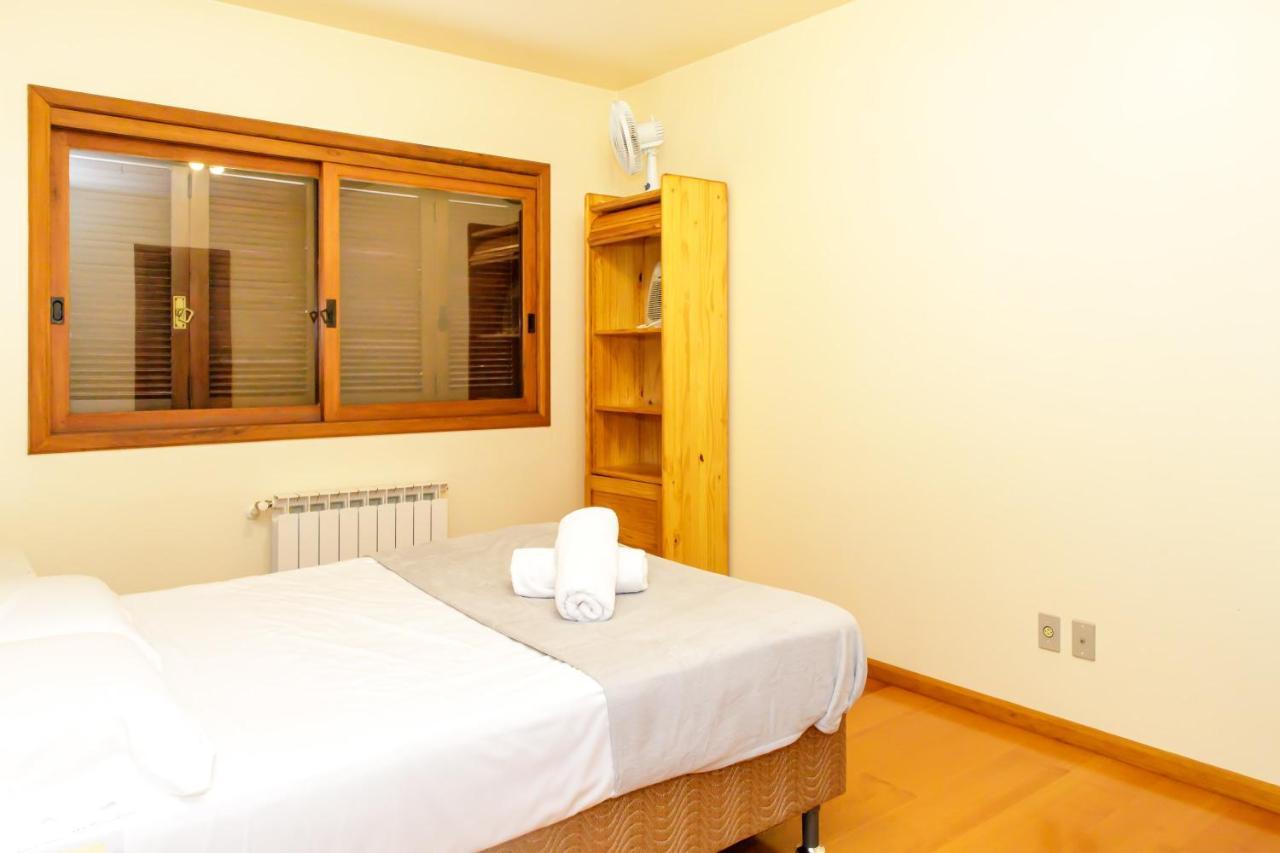 Apartamento Amplo E Aconchegante Na Av Hortencias No Centro De Apartamento *