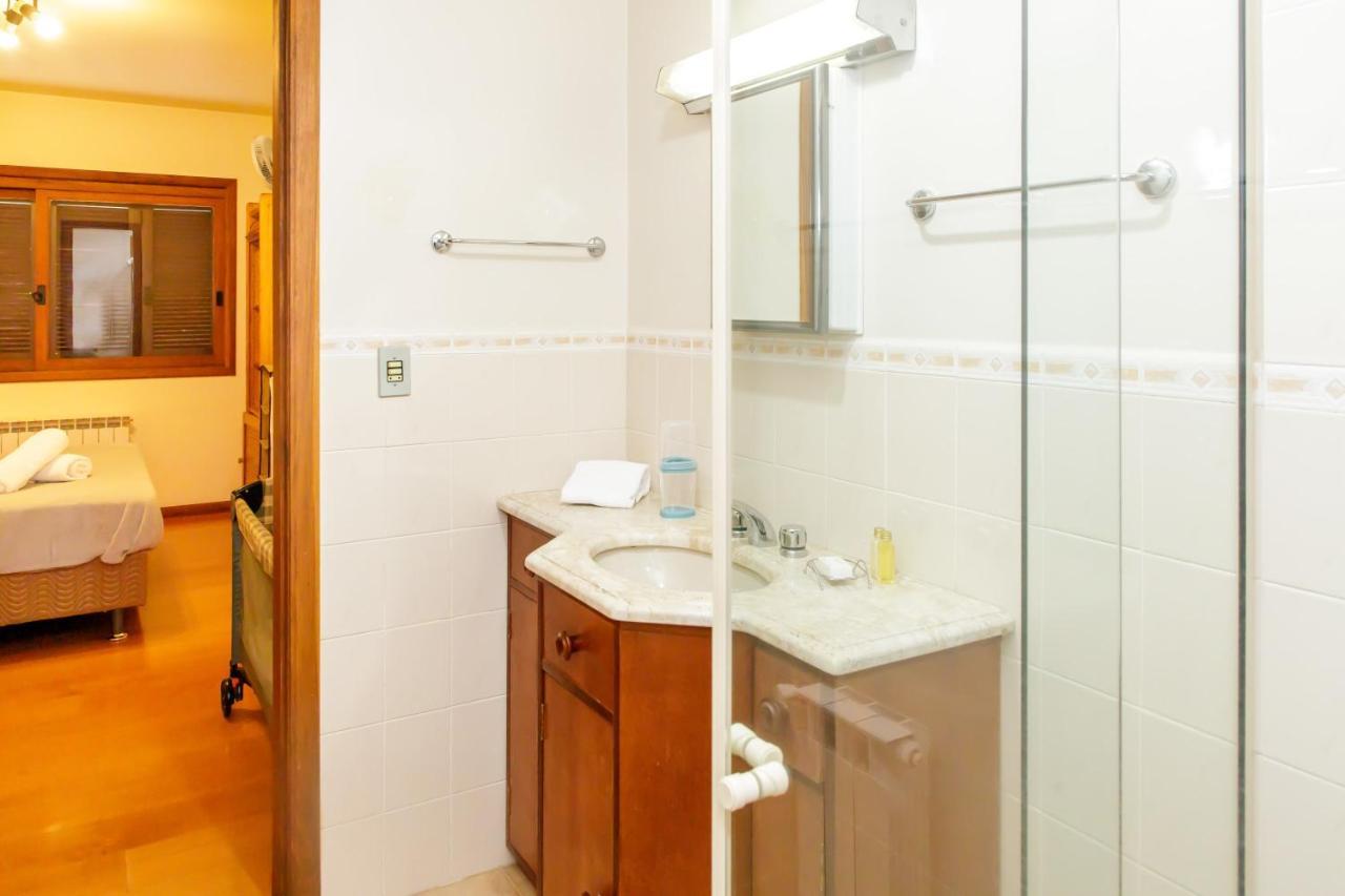 Apartamento Amplo E Aconchegante Na Av Hortencias No Centro De Apartamento *