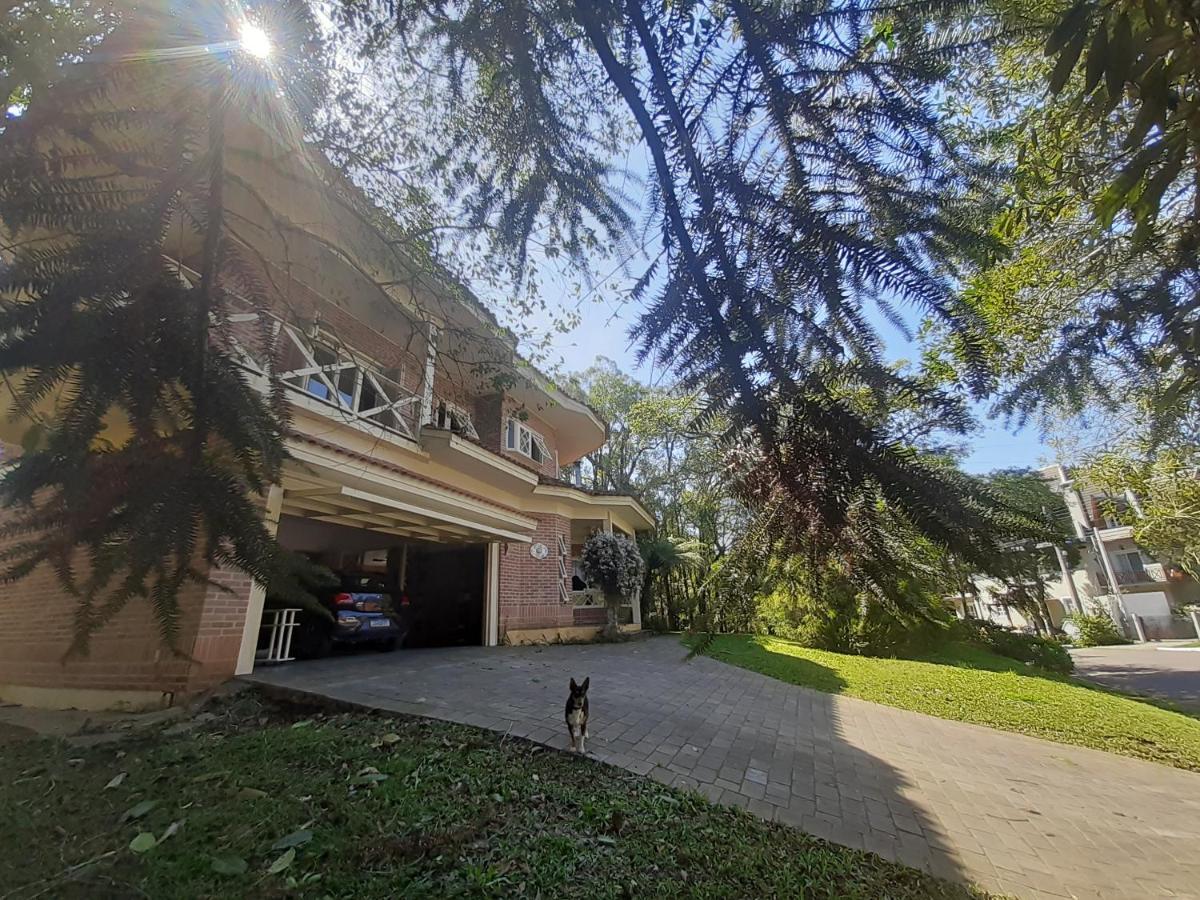 Casa Do Bosque Com Hidro, Em Local Espetacular, 5 Min Centro! Casa de férias *