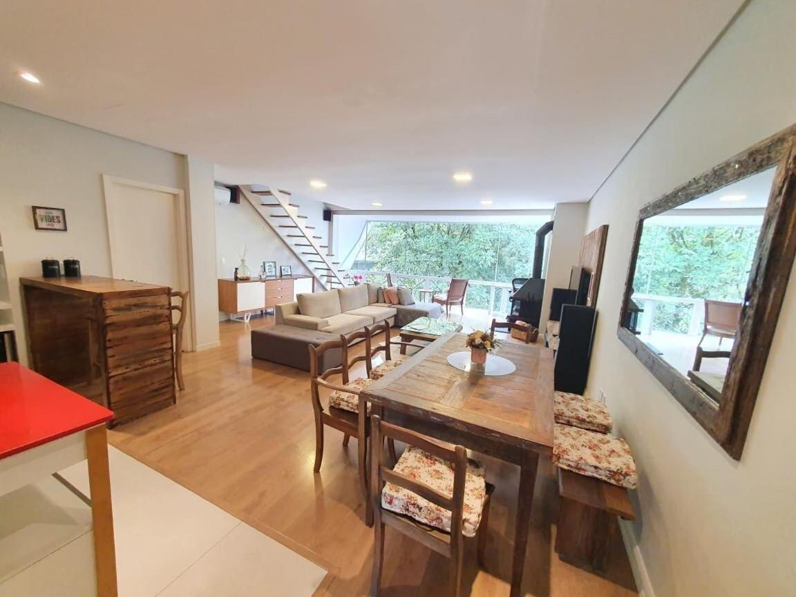 Amplo Apto 03 Suites Centro *