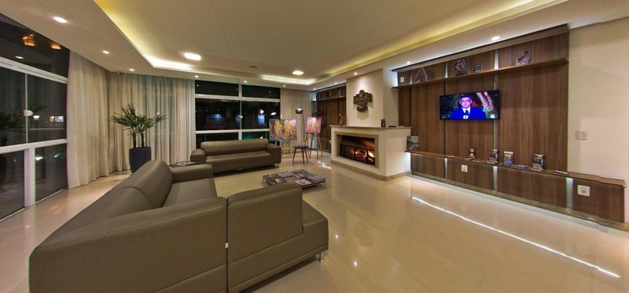 Hotel Sky Premium - Otima Localizacao