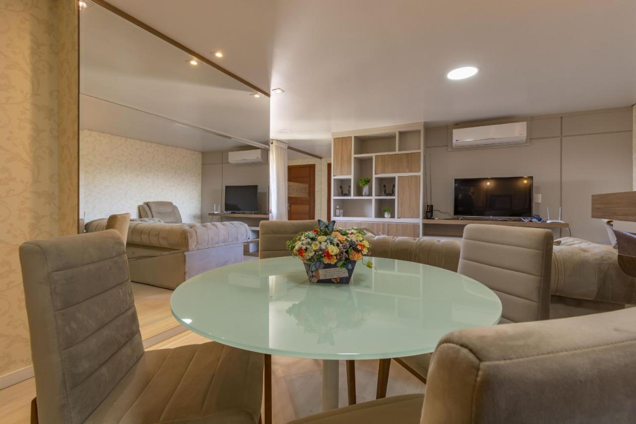 Rosa Edificio Solar Da Encosta Apartamento