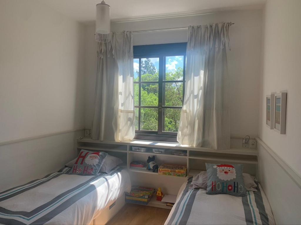 Ap Knorrville - 2 Dorm Com Lareira, Calefacao E Sacada * Gramado
