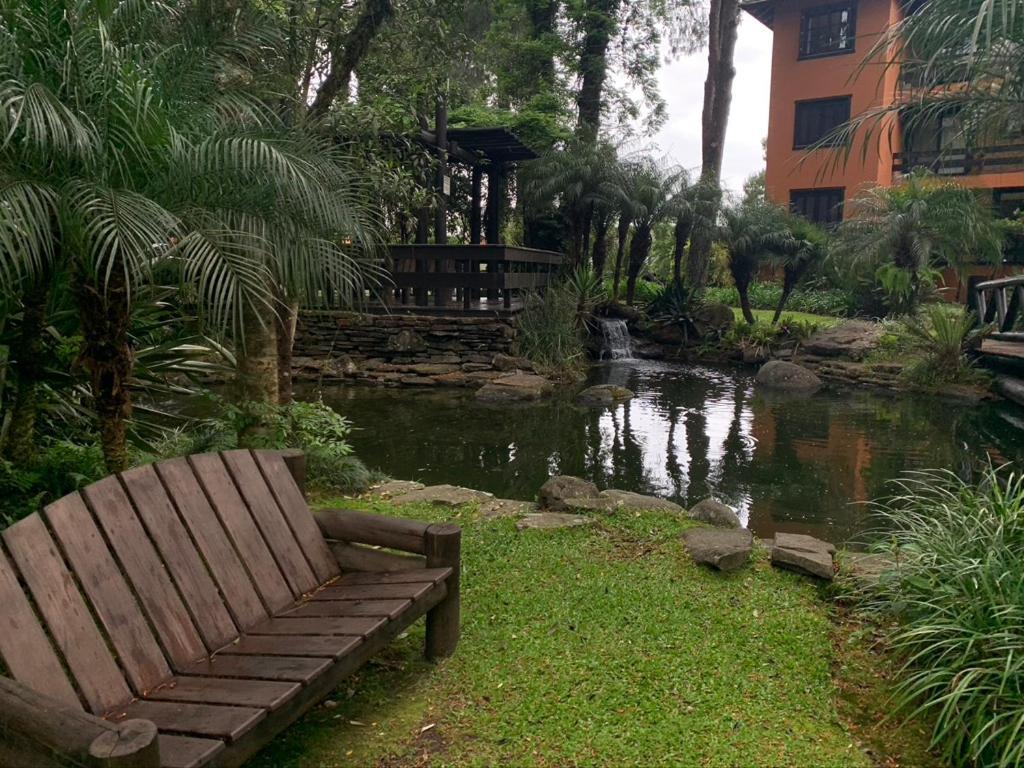 Apartamento Ap Knorrville - 2 Dorm Com Lareira, Calefacao E Sacada *