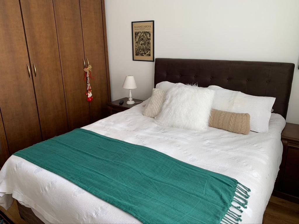 Apartamento Ap Knorrville - 2 Dorm Com Lareira, Calefacao E Sacada Gramado