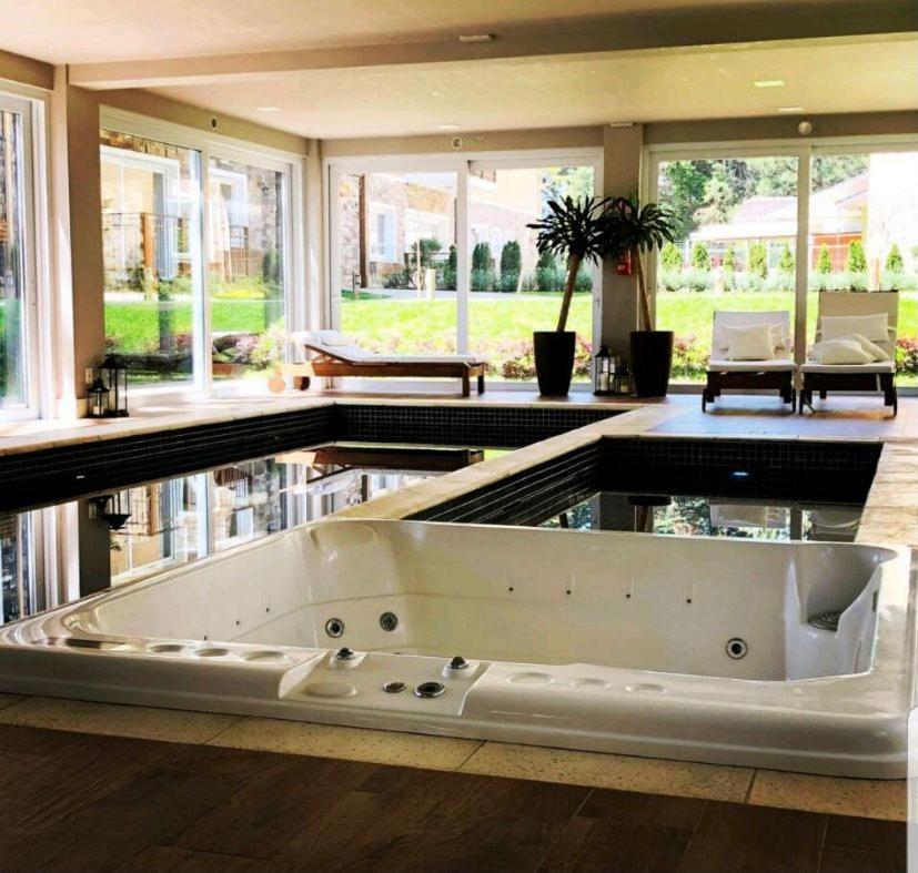 Apartamento Excelente Apto Com Infra Em Gramado
