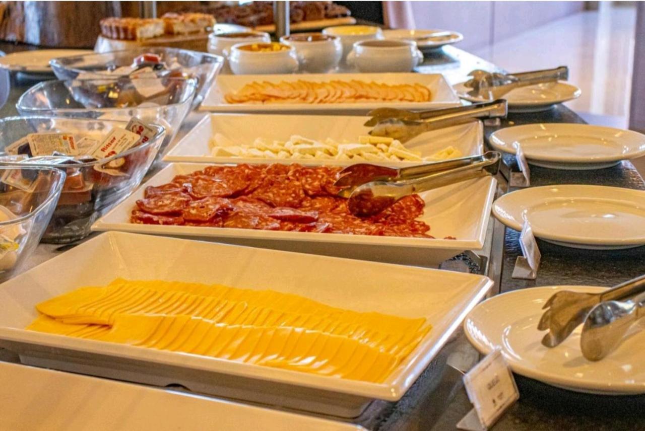 Golden Laghetto * Gramado