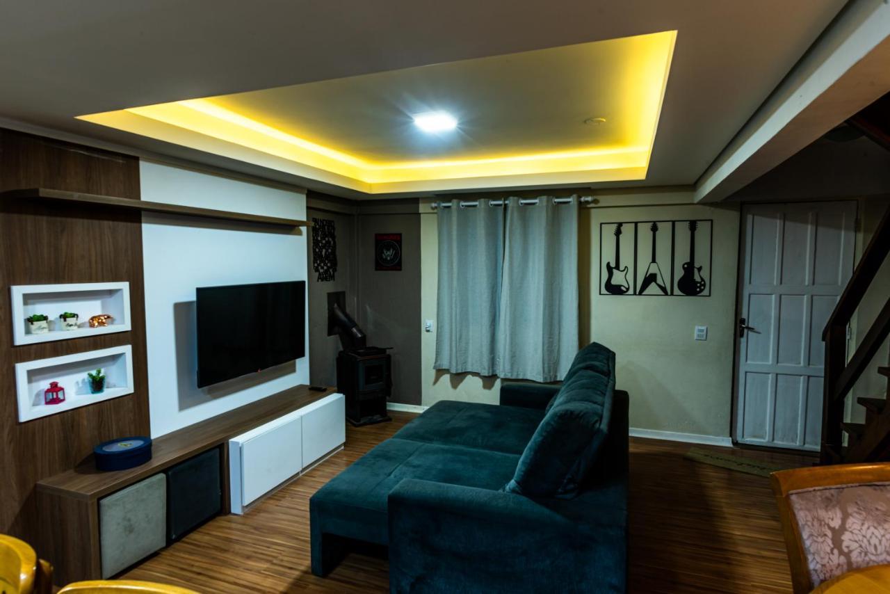 Completo De 3 Quartos Em Apartamento *