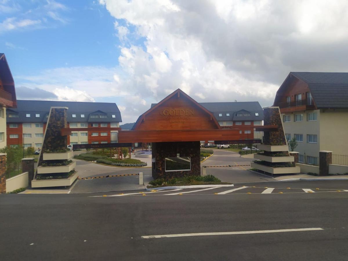 Resort Golden *