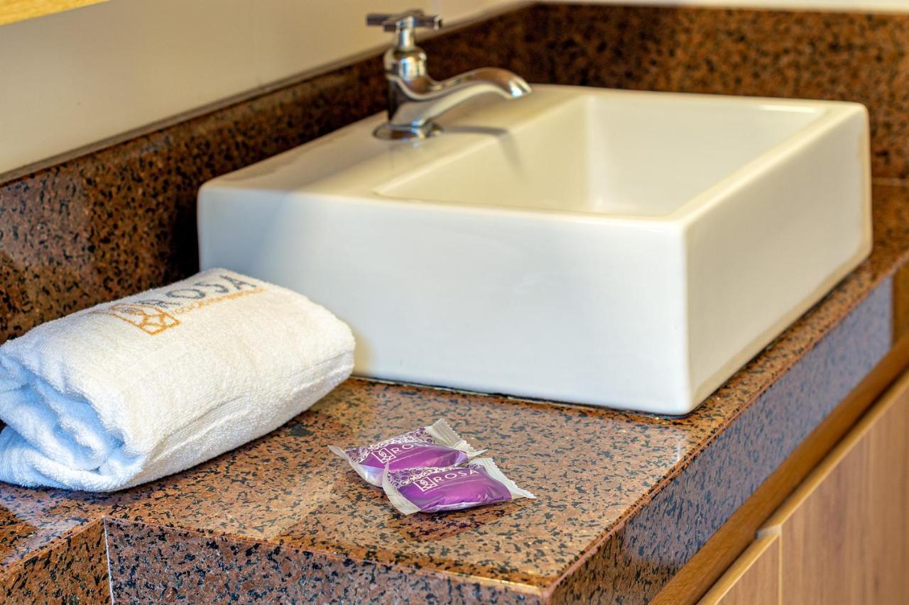 Rosa Luxo Giovani Pizetta Apartamento Gramado