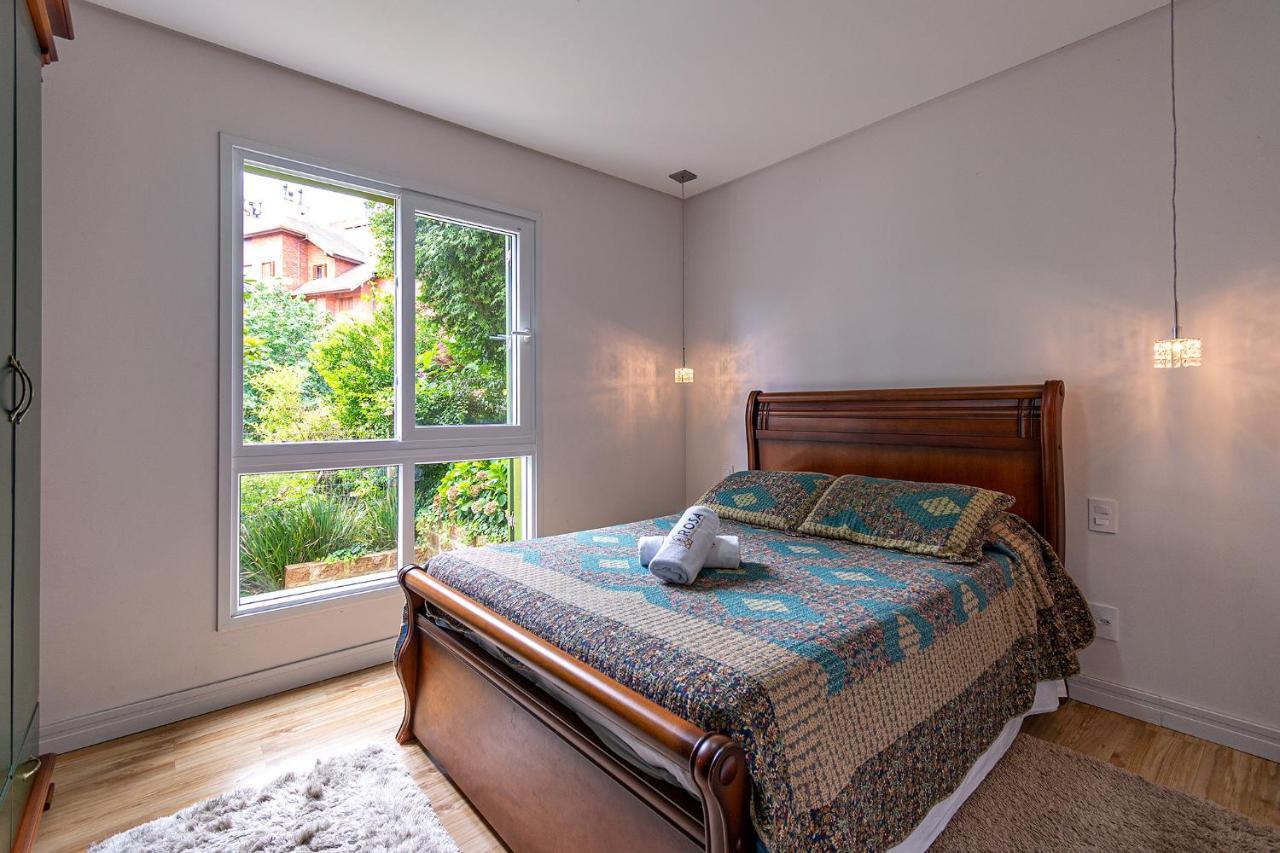 Rosa Luxo Giovani Pizetta Apartamento *