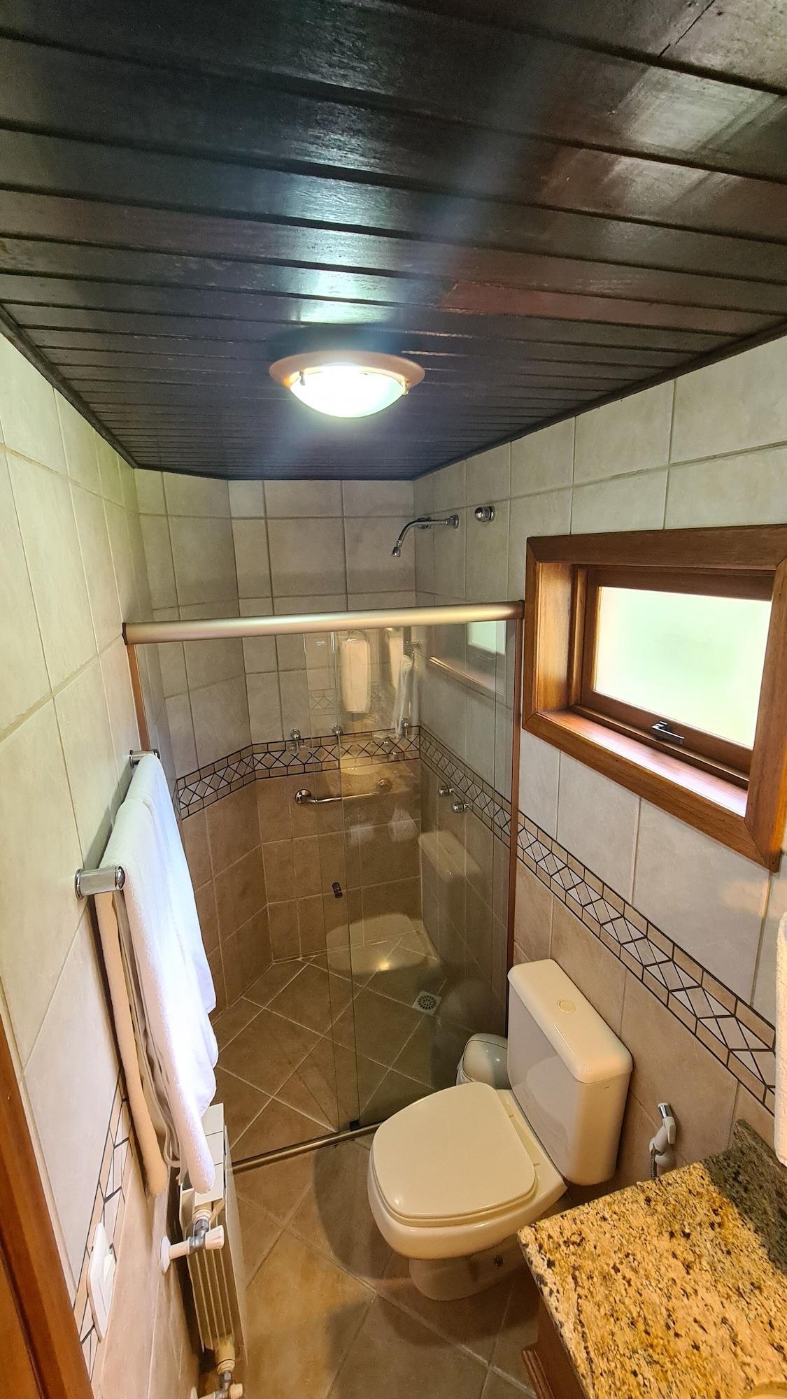 Azaleia Hotel 3*