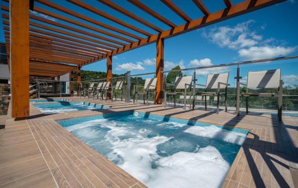 Apartamento Golden Resort, Luxo Quintuplo Gramado