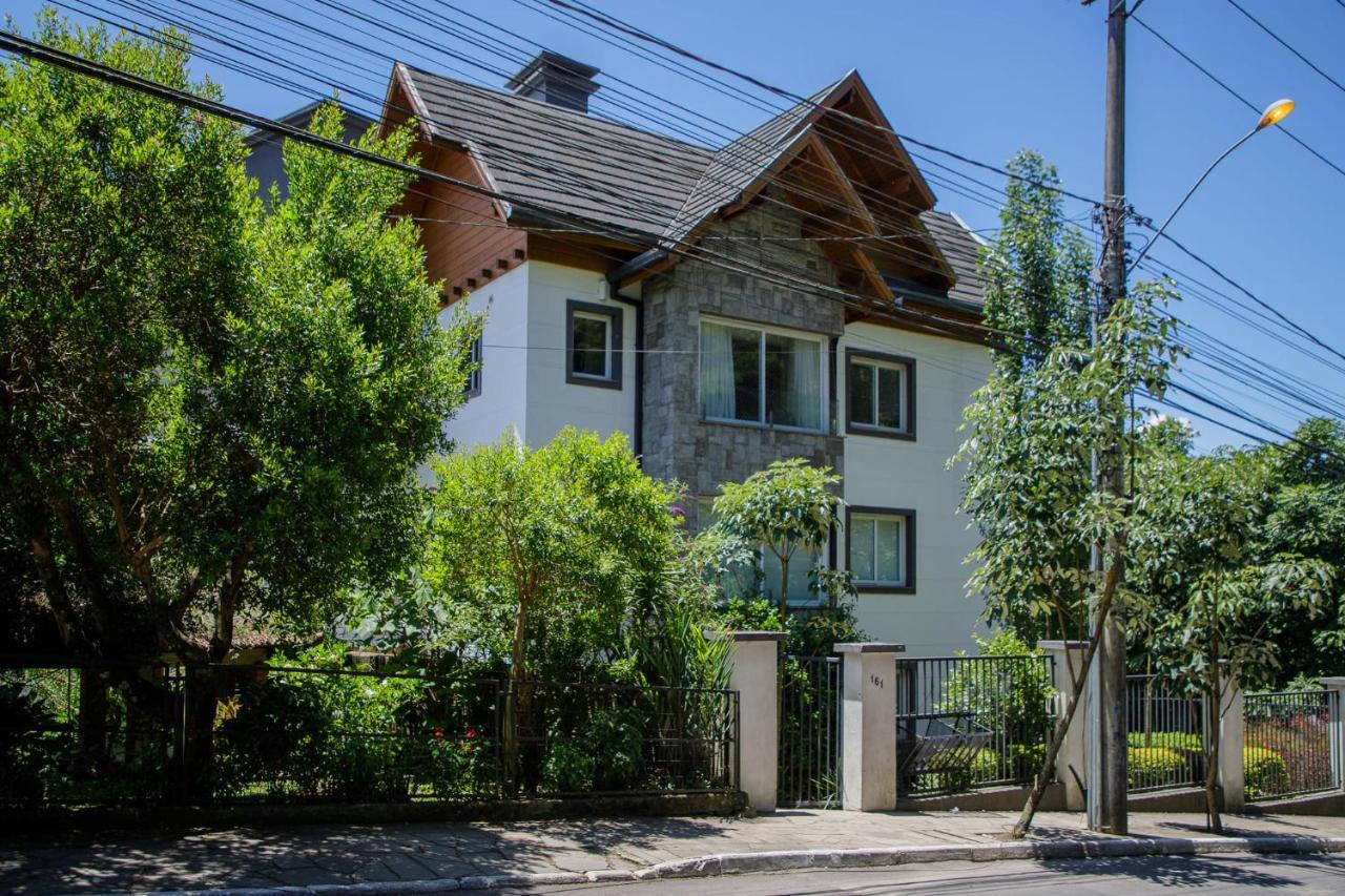 Em Otima Localizacao Apartamento *