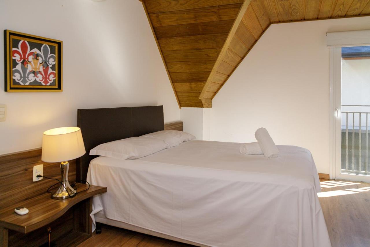Apartamento Apartamento em ótima localização em Gramado *