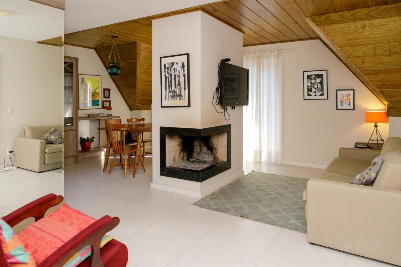 Apartamento Apartamento em ótima localização em Gramado