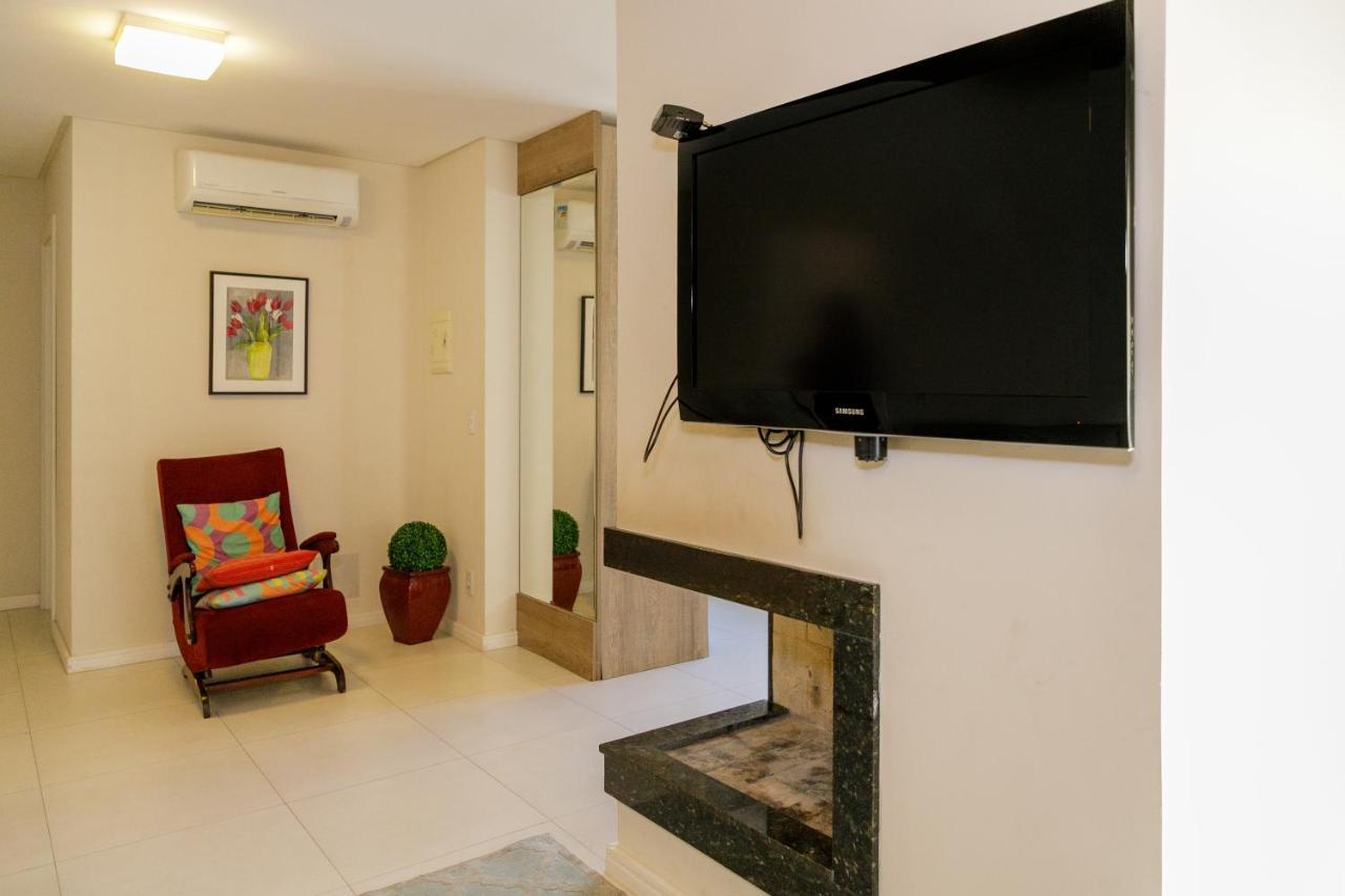 Apartamento Apartamento em ótima localização em Gramado *