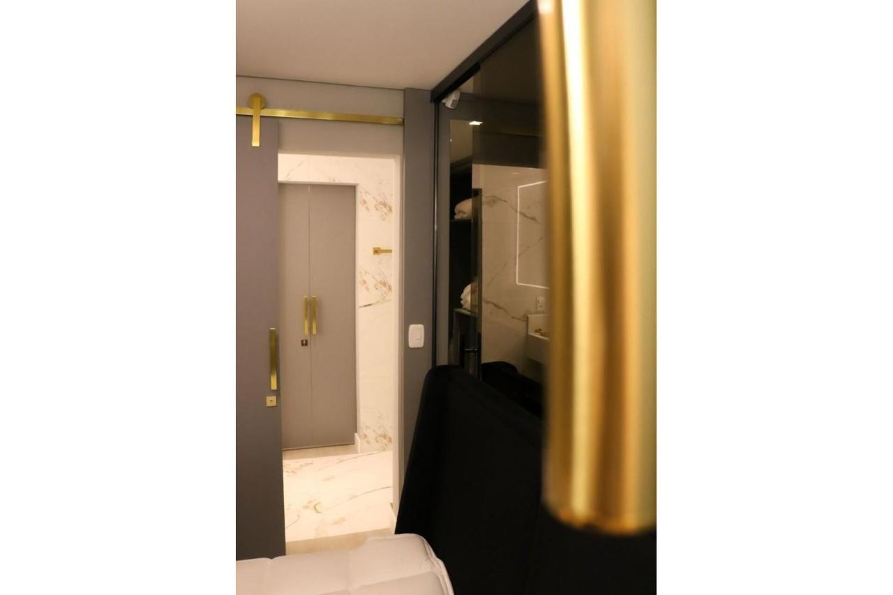 Apartamento Apt De Alto Padrao Condominio Frente Ao Lago Negro