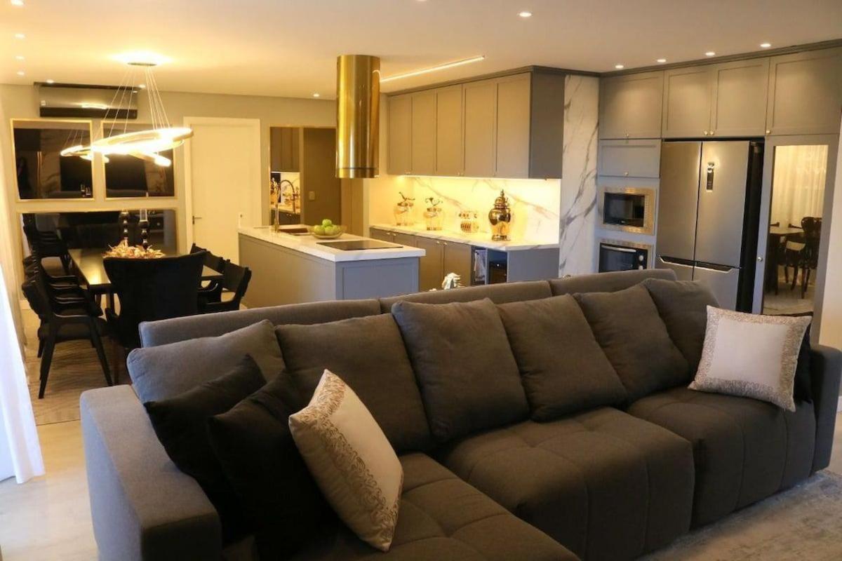 Apartamento Apt De Alto Padrao Condominio Frente Ao Lago Negro