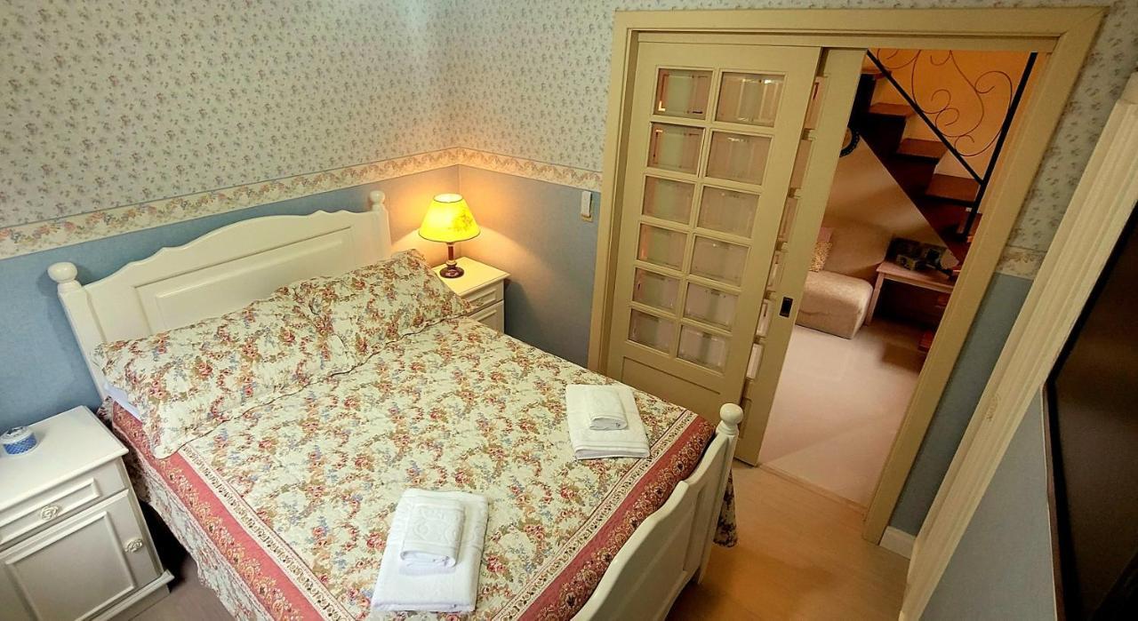 Apto 4 Pessoas Cantinho Da Mimosa A 4 Min Do Centro, Prox Ao Lagonegro Com Wi-fi Aceita Pet Apartamento Gramado