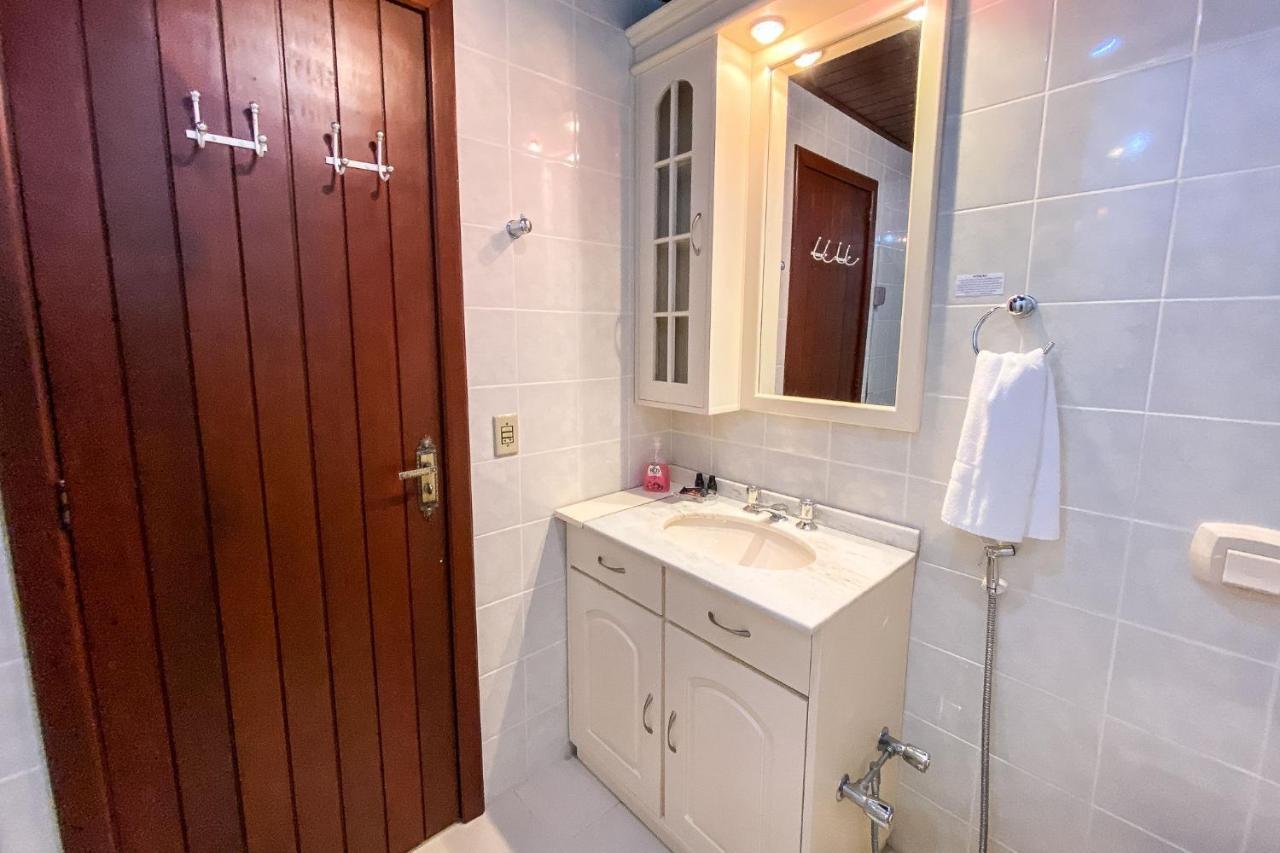 Locar-in Residencial Negro