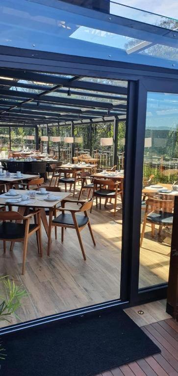 Hotel Chateau Du Golden Laghetto Af Gramado