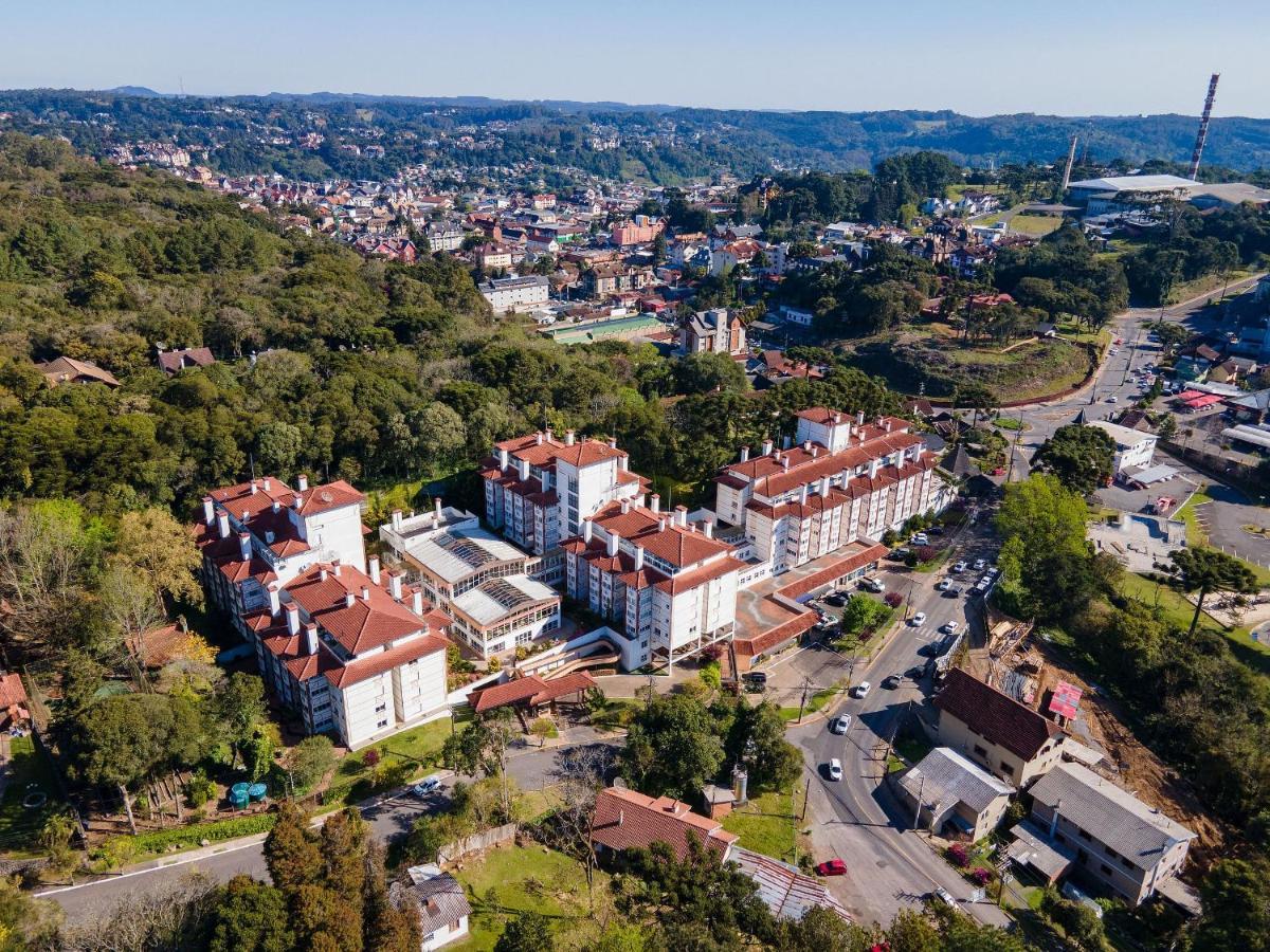 Apartamento Apto No Centro De Com Piscina Termica