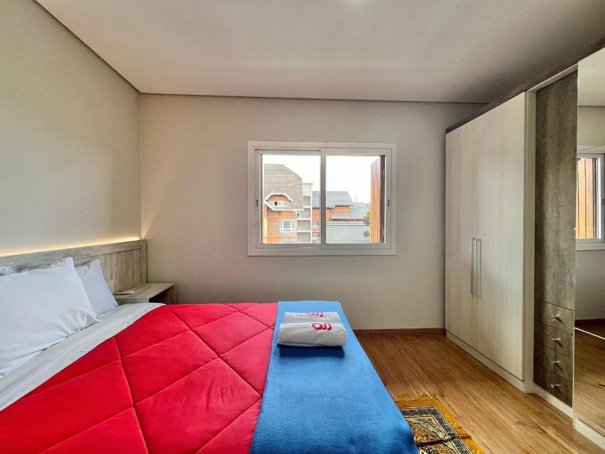 Apartamento Garten Berg 405 - Apto Centro De 2 Suites, 2 Vagas De Garagem *