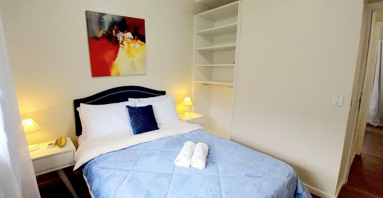 Casa Com Duas Suites Prox. Ao Centro *