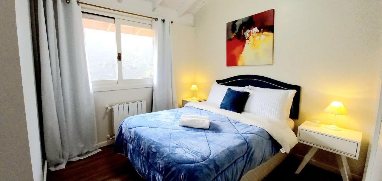 Casa Com Duas Suites Prox. Ao Centro *