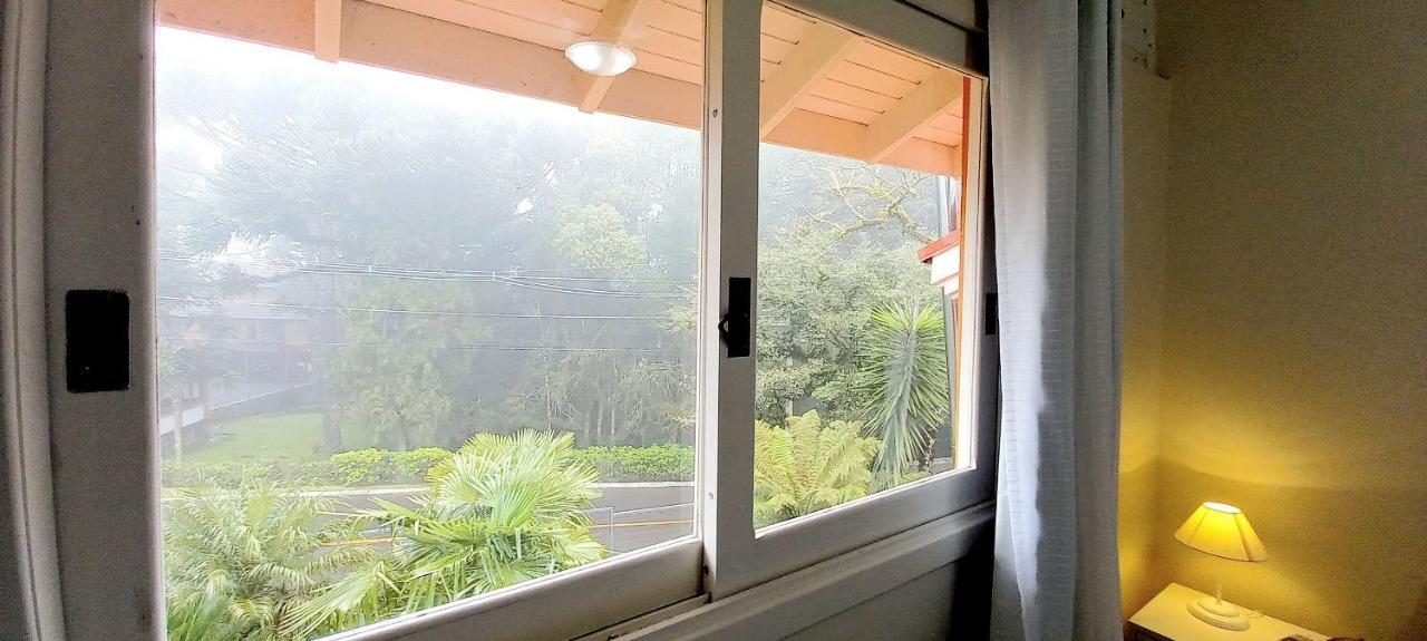Casa Com Duas Suites Prox. Ao Centro Gramado
