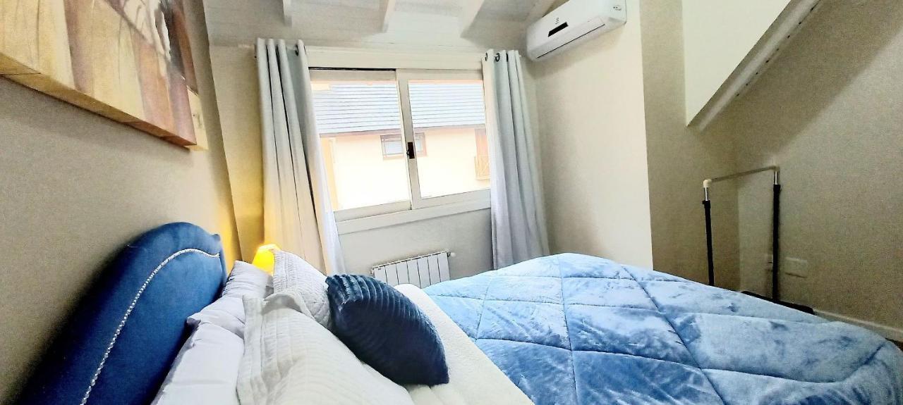Apartamento Casa Com Duas Suites Prox. Ao Centro