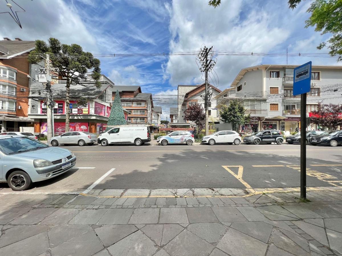 Garten Berg 405 - Apto Centro De 2 Suites, 2 Vagas De Garagem Apartamento