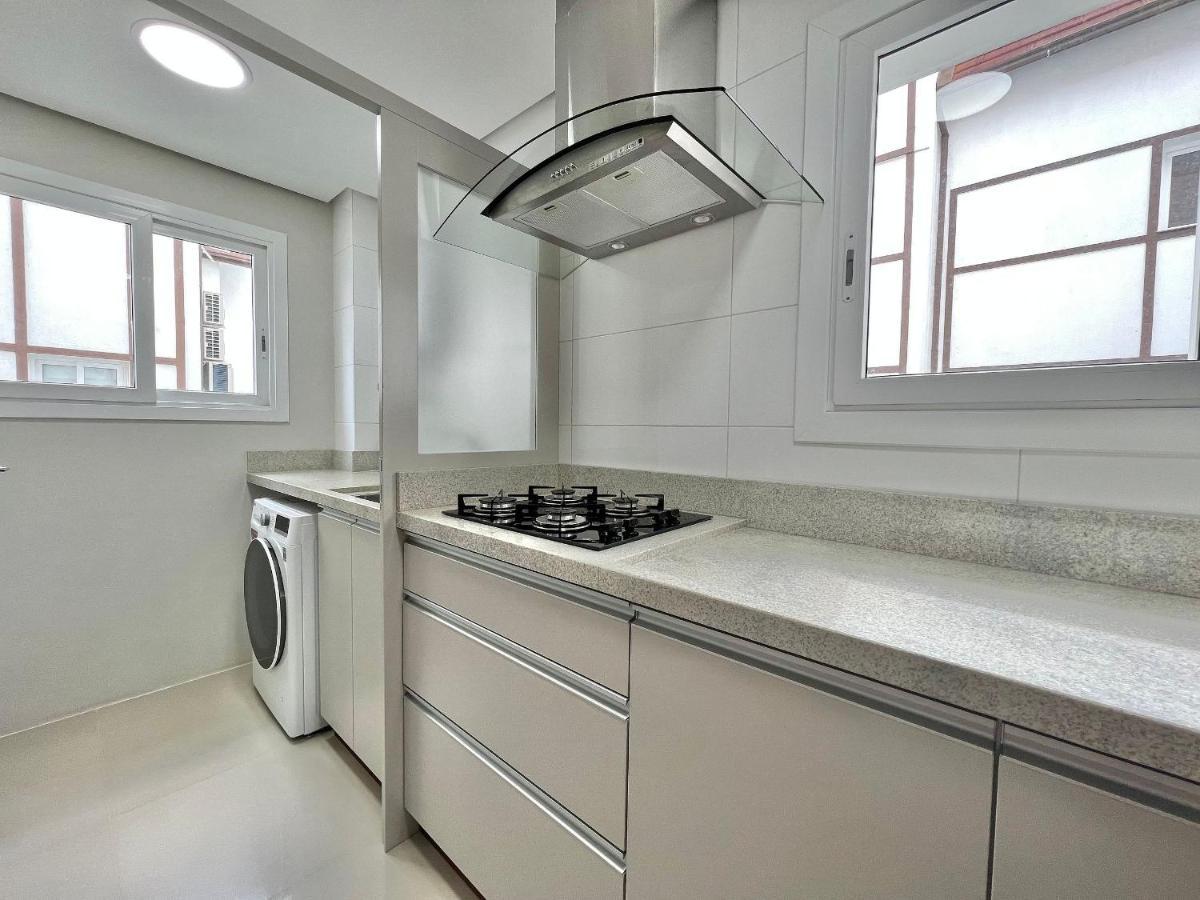 Apartamento Garten Berg 405 - Apto Centro De 2 Suites, 2 Vagas De Garagem
