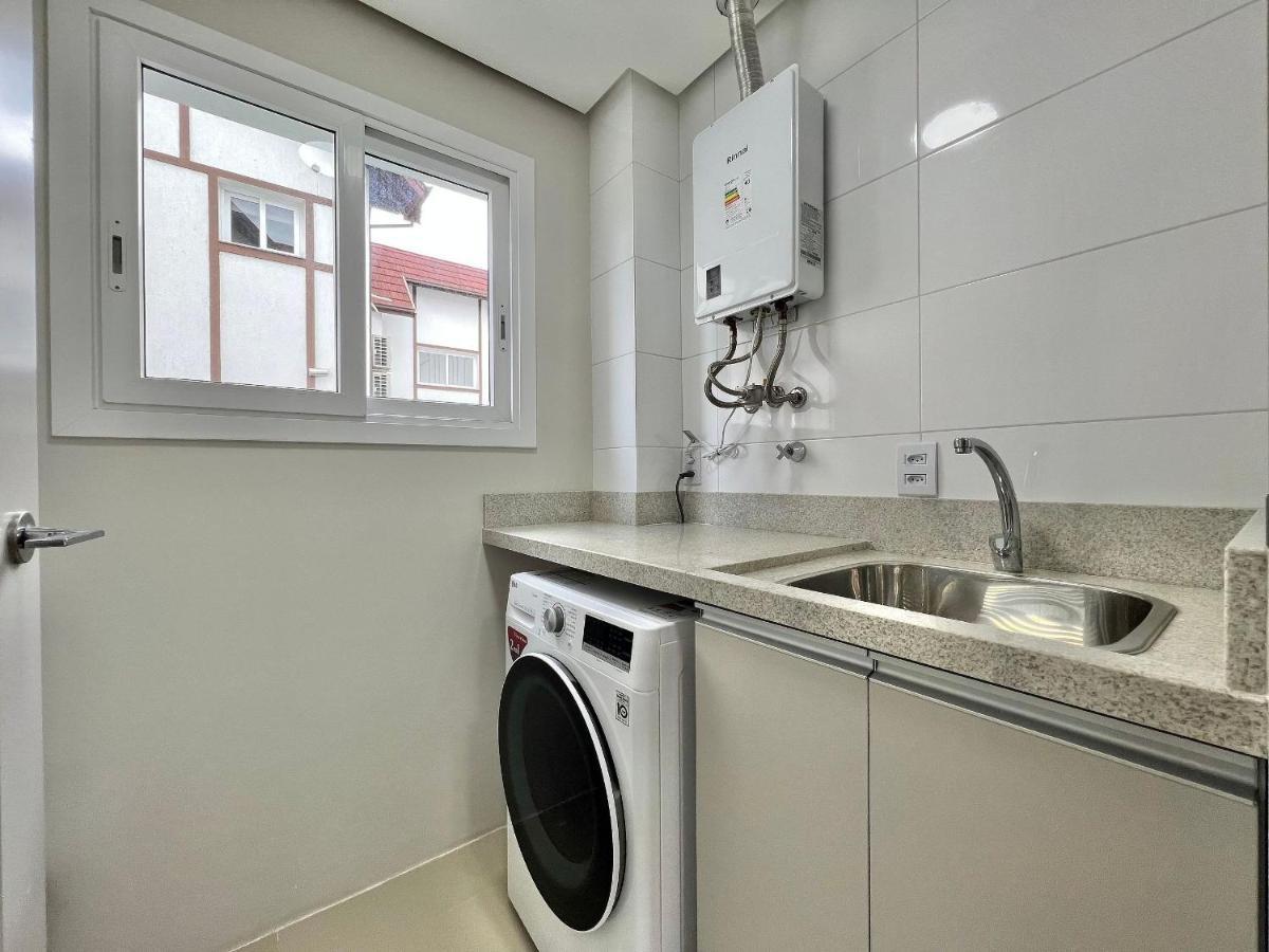 Garten Berg 405 - Apto Centro De 2 Suites, 2 Vagas De Garagem *