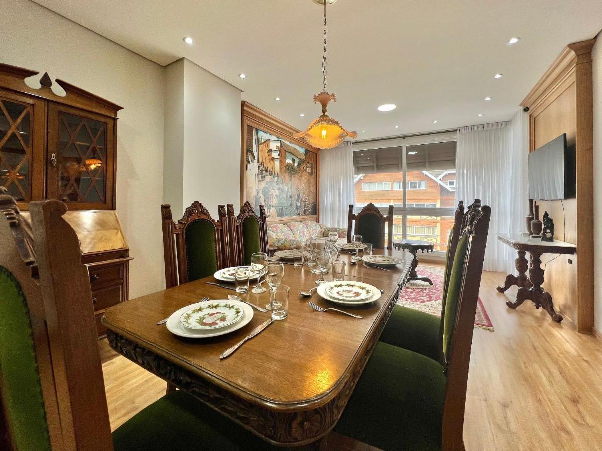 Apartamento Garten Berg 405 - Apto Centro De 2 Suites, 2 Vagas De Garagem
