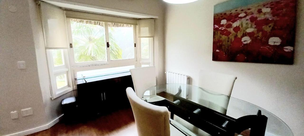 Apartamento Casa Com Duas Suites Prox. Ao Centro