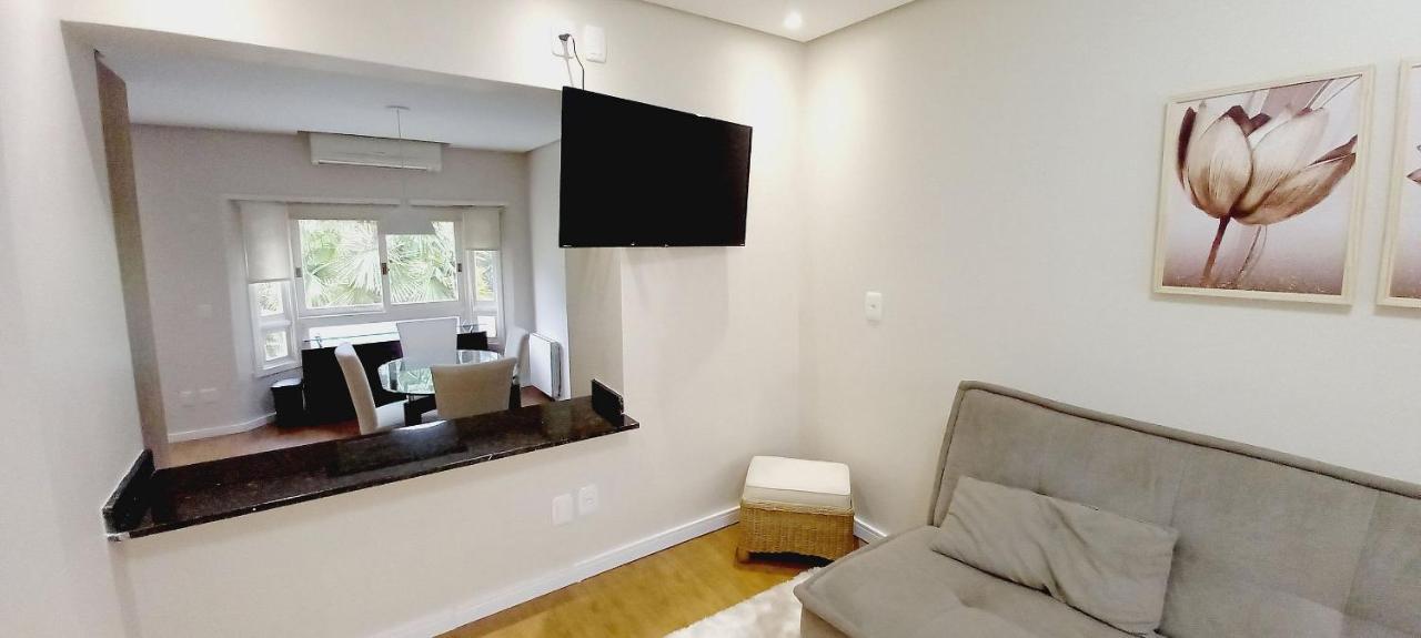 Casa Com Duas Suites Prox. Ao Centro *