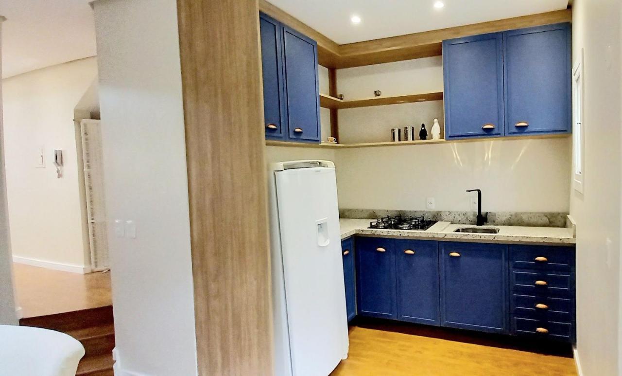 Casa Com Duas Suites Prox. Ao Centro *