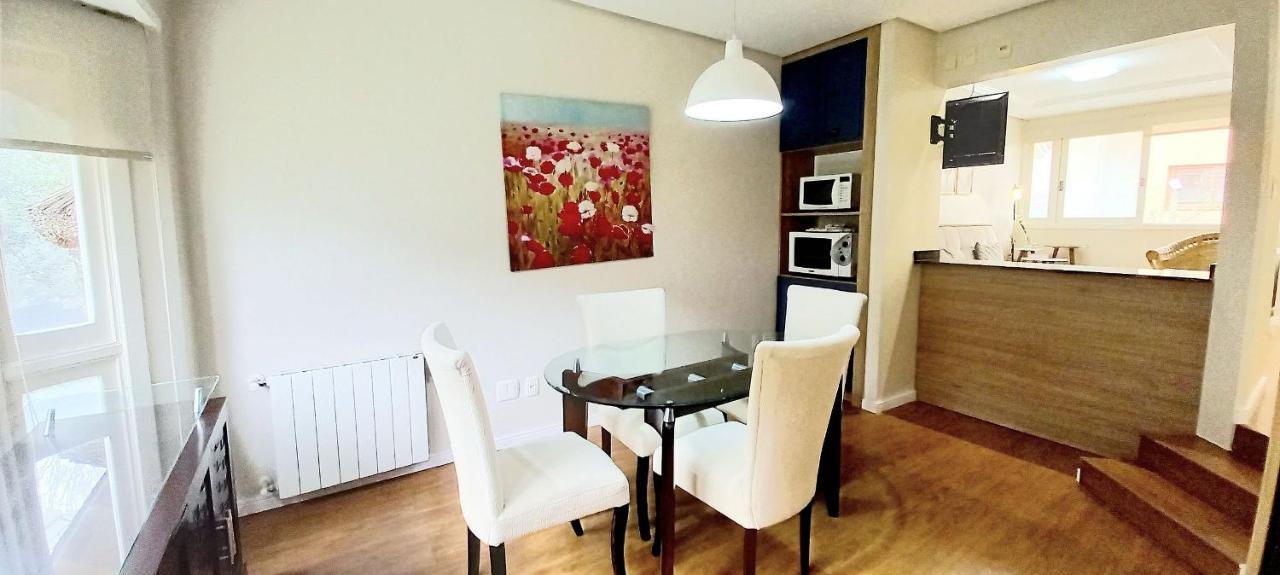 Casa Com Duas Suites Prox. Ao Centro Apartamento