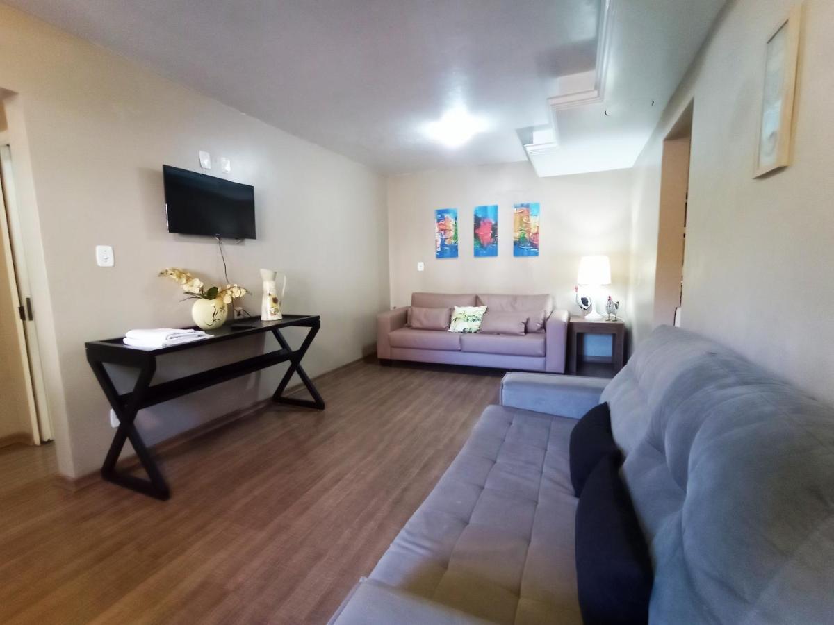Apartamento Lindo Sobrado Central Com 3 Gramado