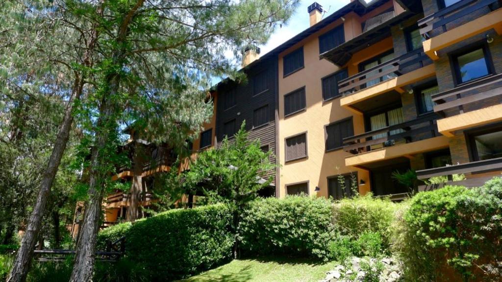 Ap Knorrville - 2 Dorm Com Lareira, Calefacao E Sacada