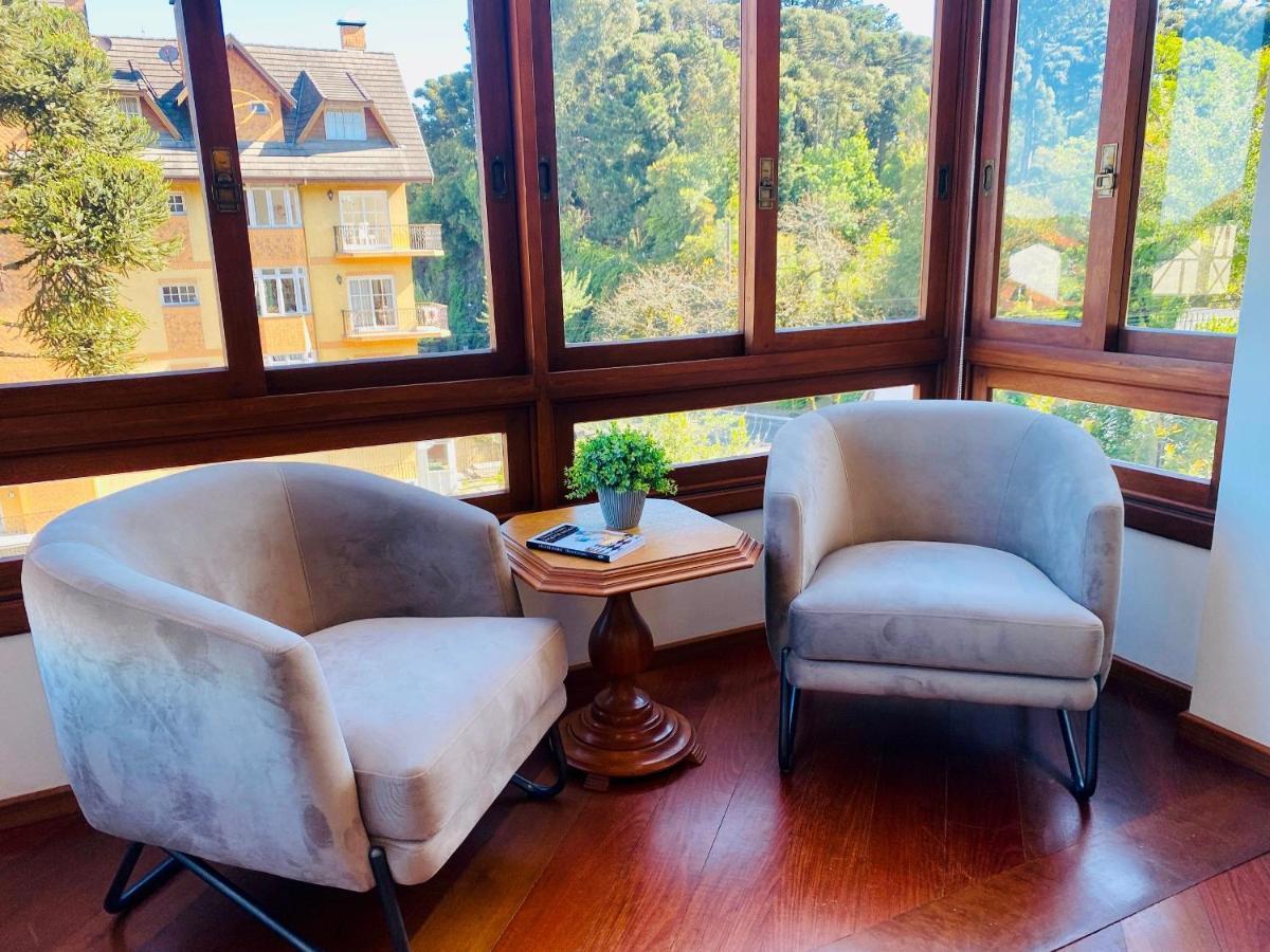 Apartamento Jardim Europa - Ao Lado Da Famosa Rua Torta De - 06 Pessoas Gramado