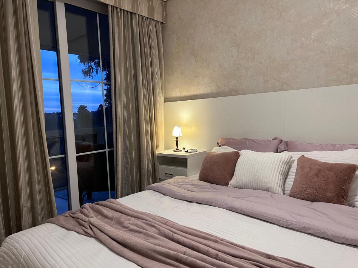 Apartamento Gramado- 400 Metros Da Rua Coberta