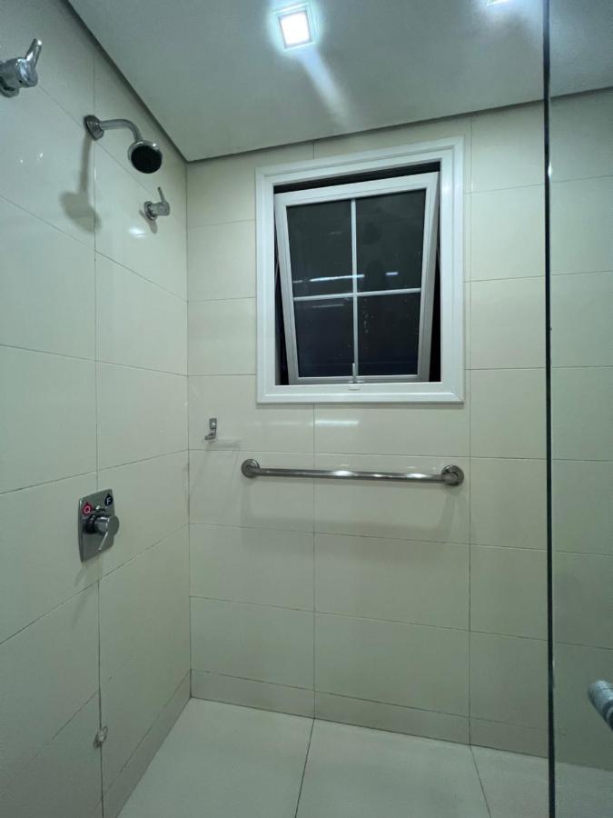 Gramado- 400 Metros Da Rua Coberta Apartamento *